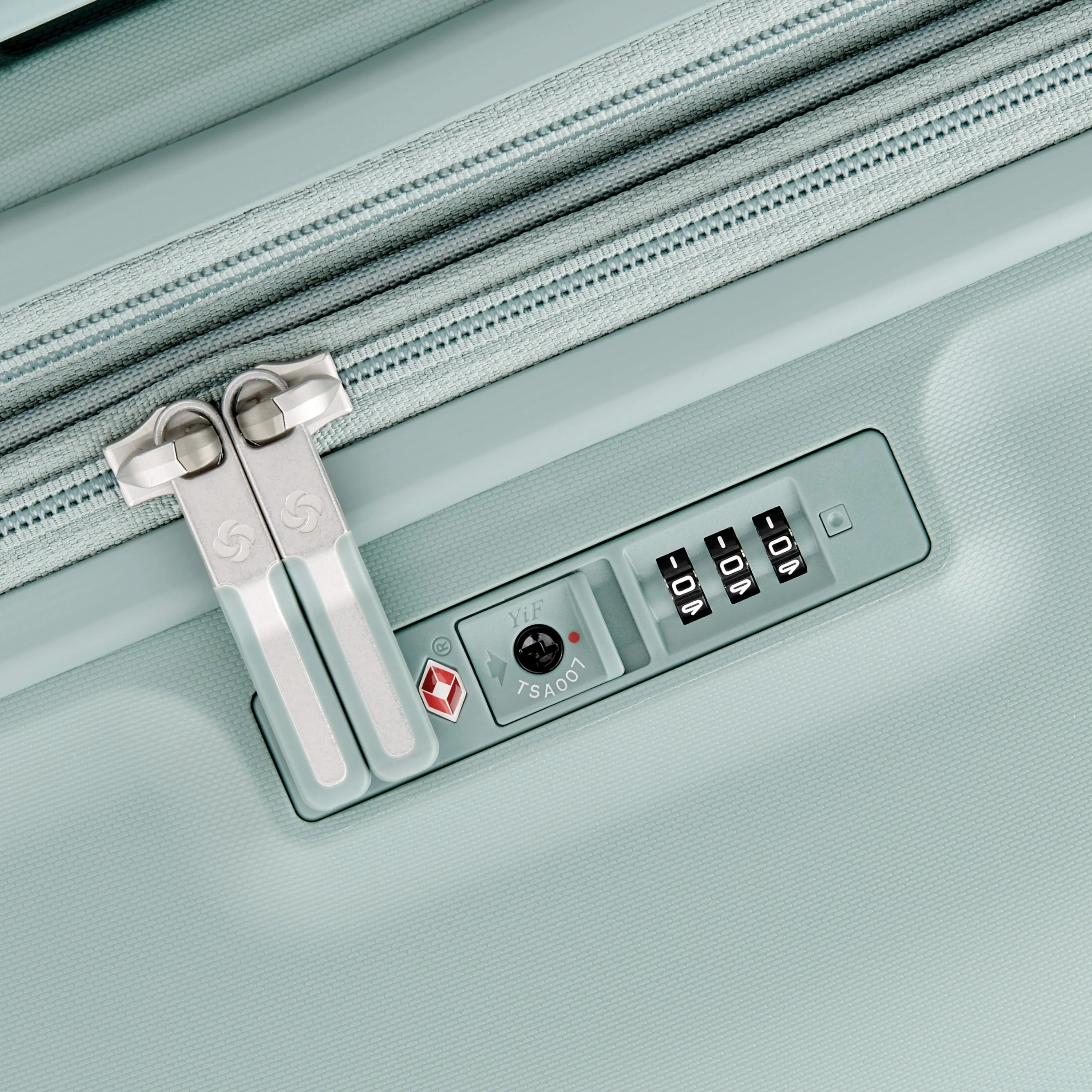 Samsonite Elevation Plus Frontload Spinner Carry-On™